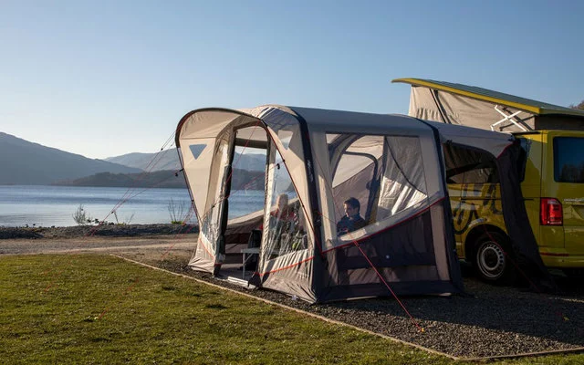 Vango Tolga Aufblasbares Busvorzelt Grau 5 Vango Tolga Aufblasbares Busvorzelt Grau – Bild 3